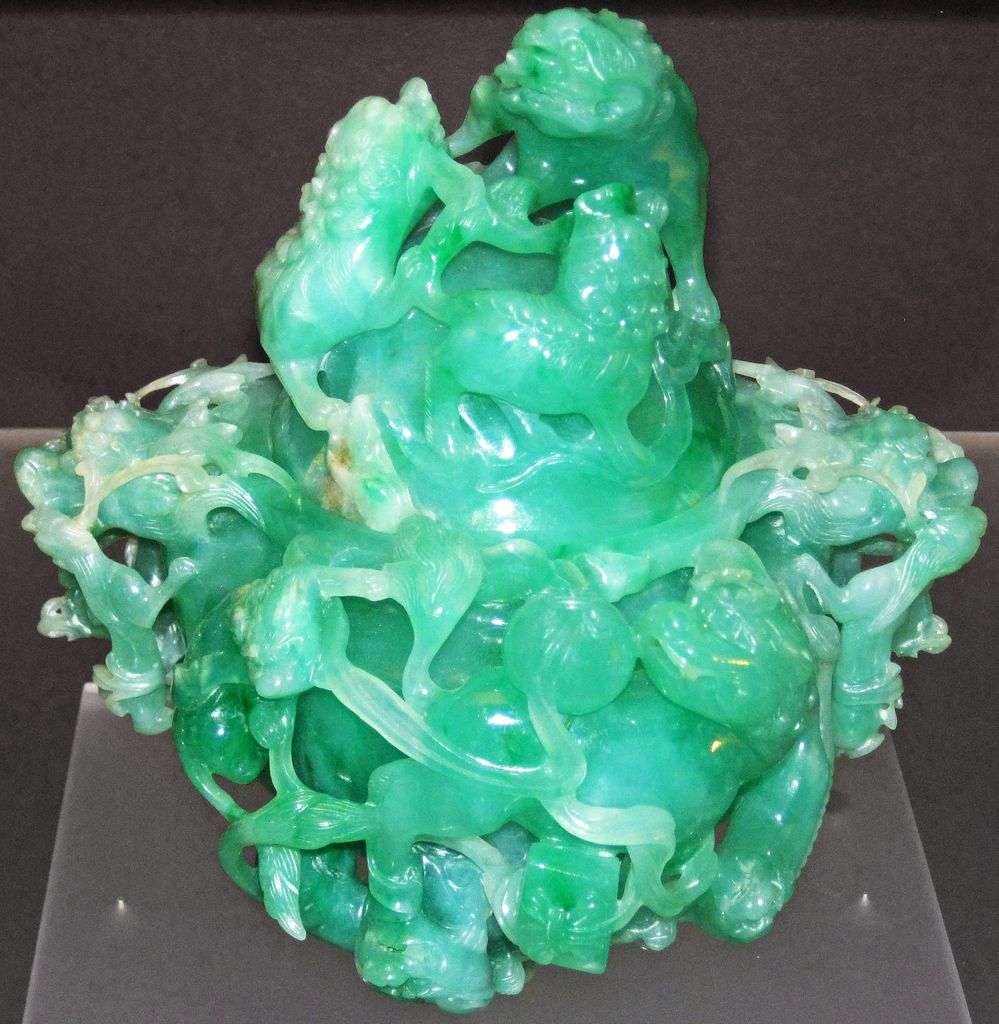 A green and white jadeite incense burner